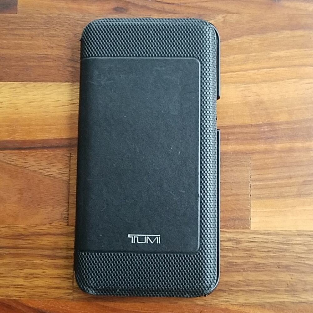Tumi 6" x 3" Wallet Folio Phone Case EUC